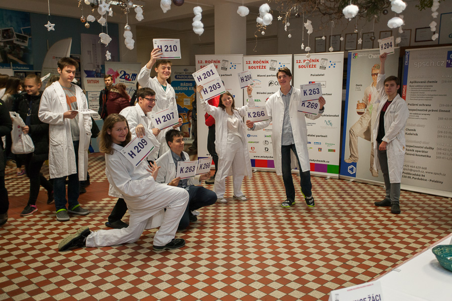 Slavnostní vyhlášení výsledků 12. ročníku soutěže Mladý chemik